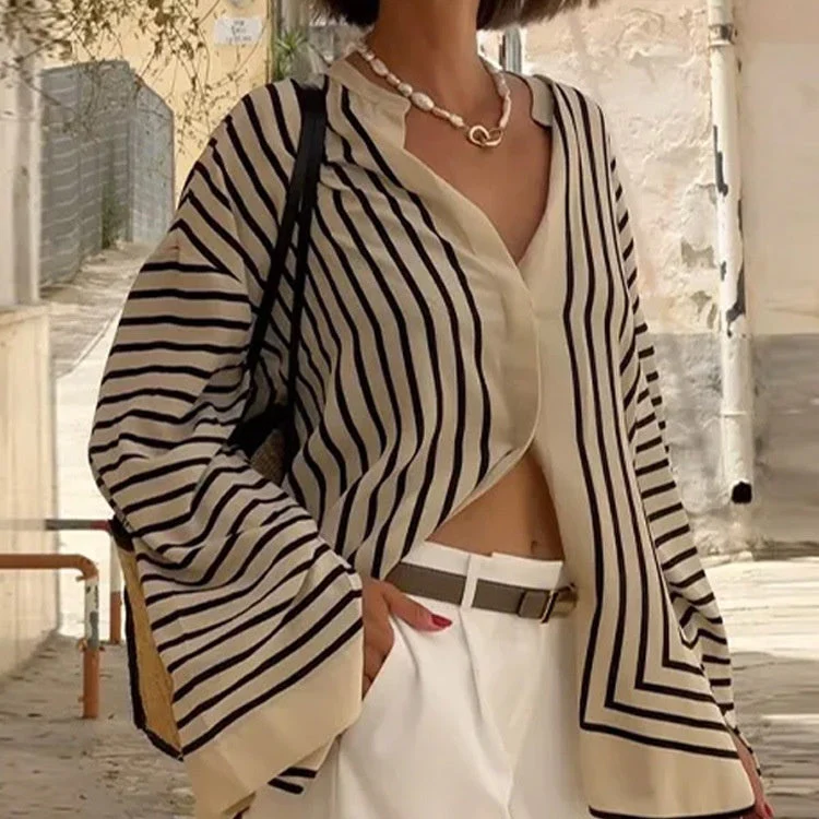 💕 Classy & Comfortable🌸Casual Striped Round Neck Button Front Blouse - Image 3