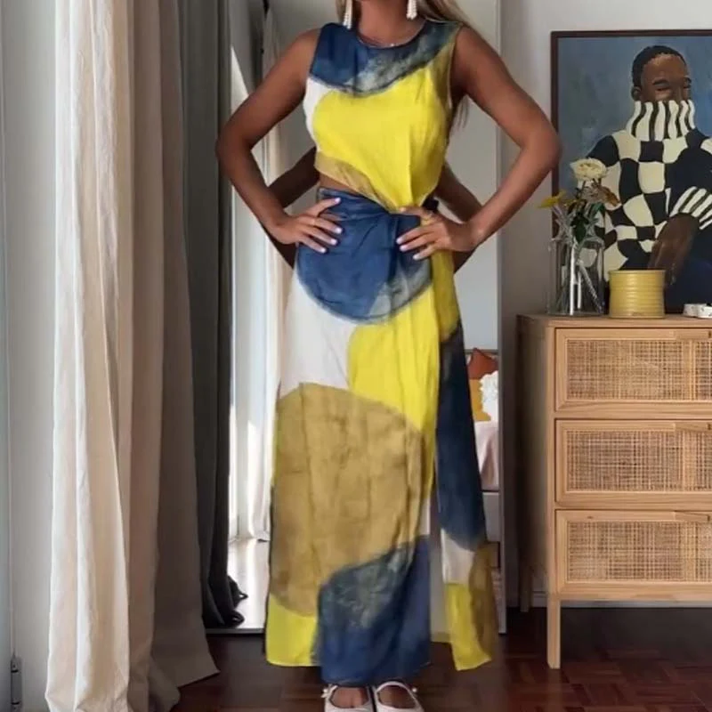 Women’s Elegant Abstract Watercolor Cutout Dress - Image 2