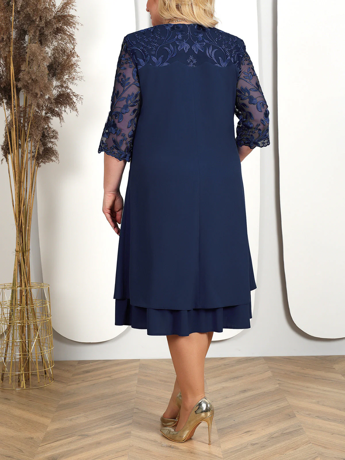 🌸Spring Specials💐 Women's Embroidered Chiffon Splicing Round Neck Dress - Image 8
