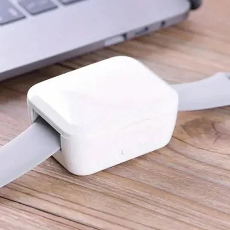 Portable Wireless Charger for Smartwatch - Image 4
