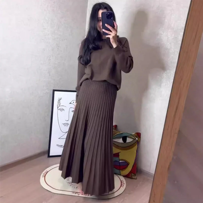 💞Winter Wardrobe Essentials 62%OFF 💞Women's Round-Neck Top ＆ Pleated Skirt 2-Piece Set - Image 8